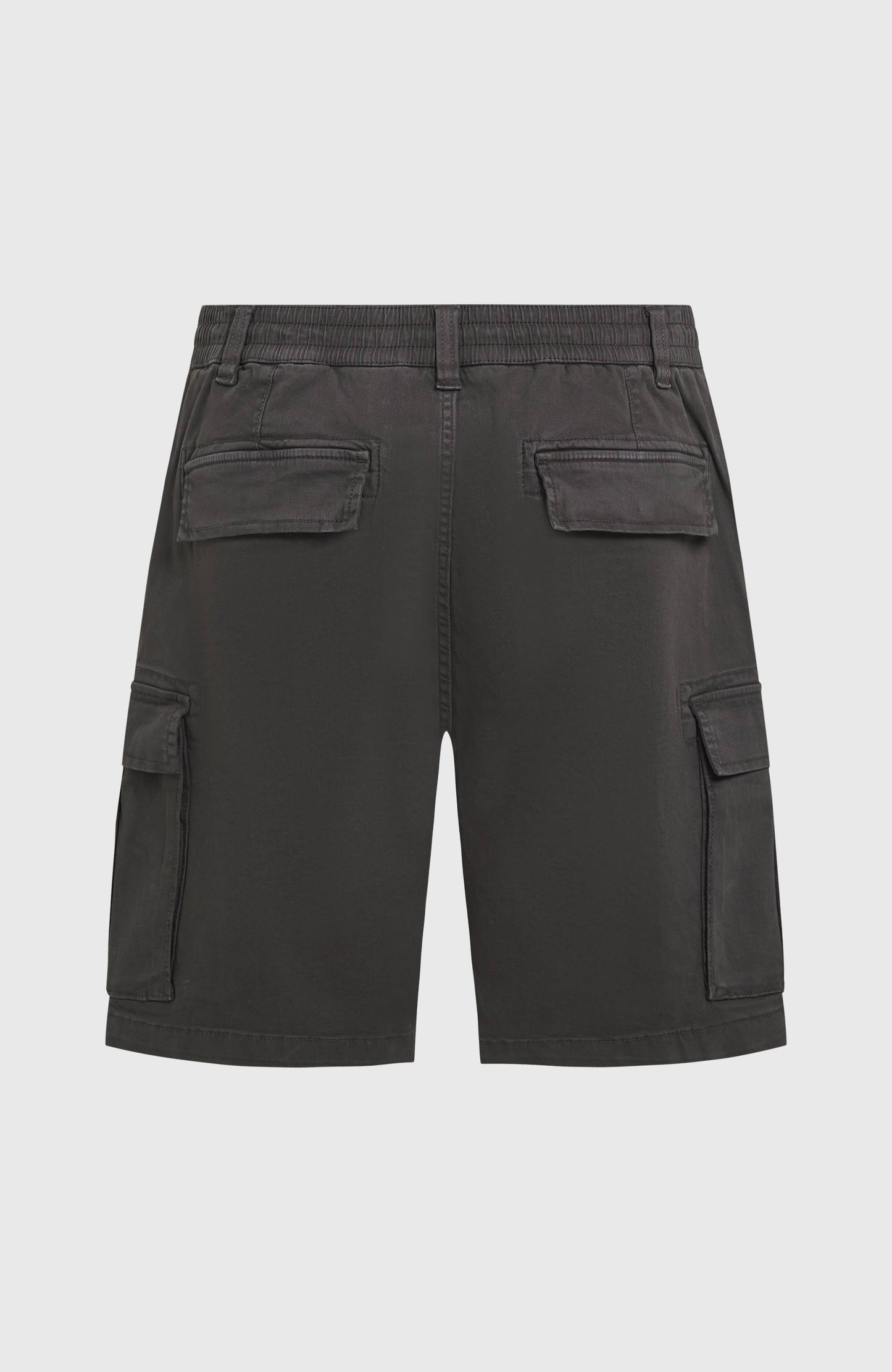 Essentials Cargo Shorts Men Raven