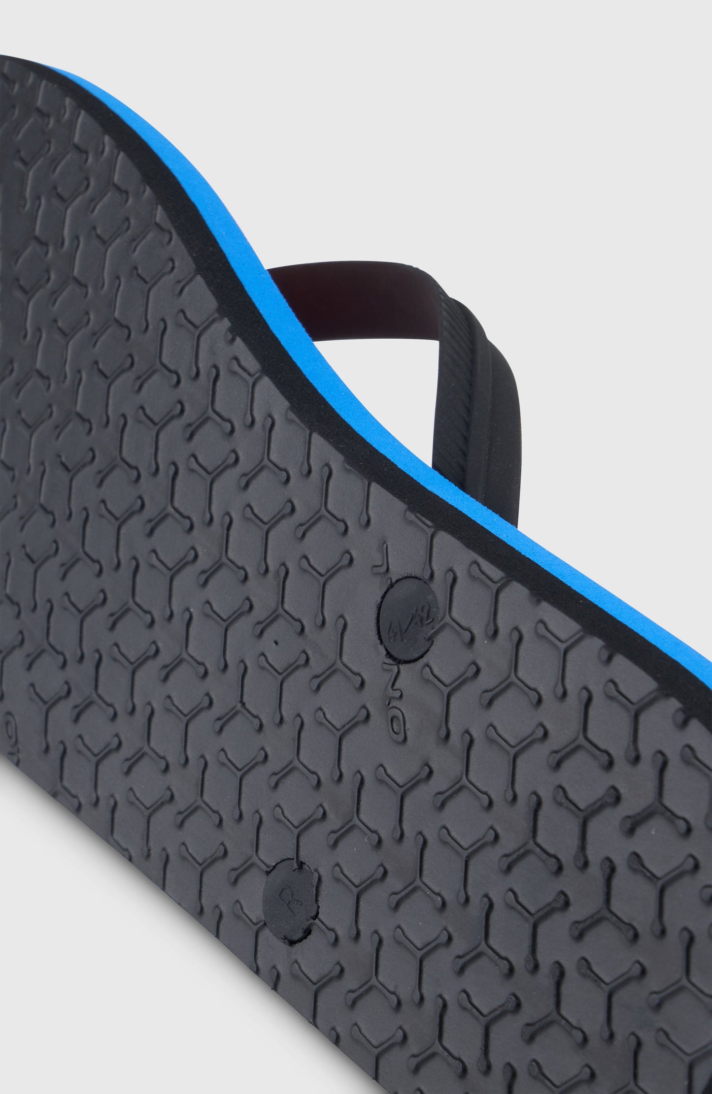 Profile Graphic Sandals Men Blue Gradient Stripe