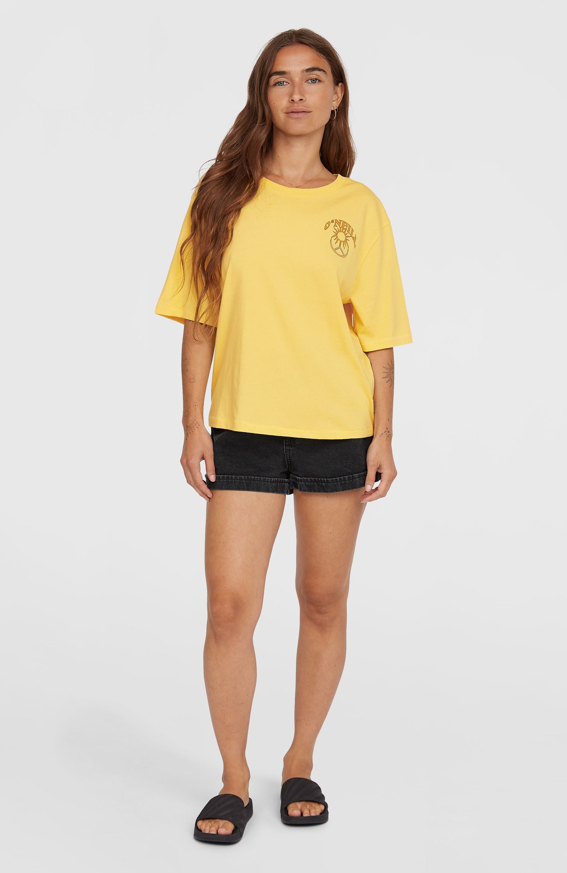 Summer Musthaves Back Print T-Shirt Women Tender Buttercup