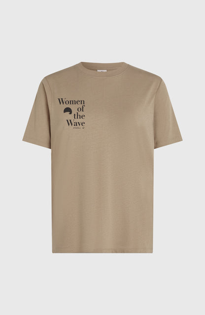Women of the Wave T-Shirt Women Concrete