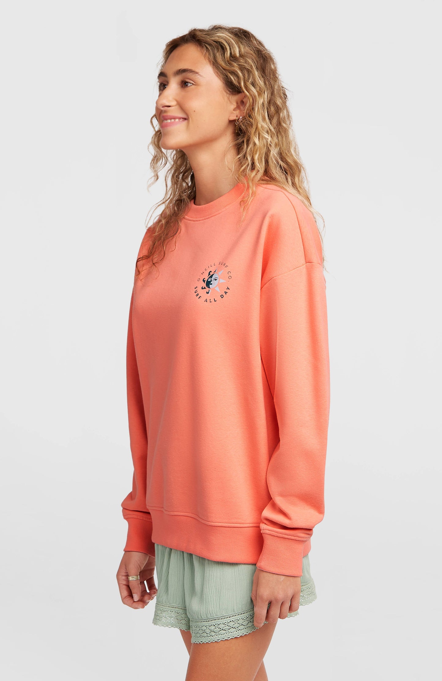 Summer Musthave Crewneck Sweatshirt Women Funky Peach