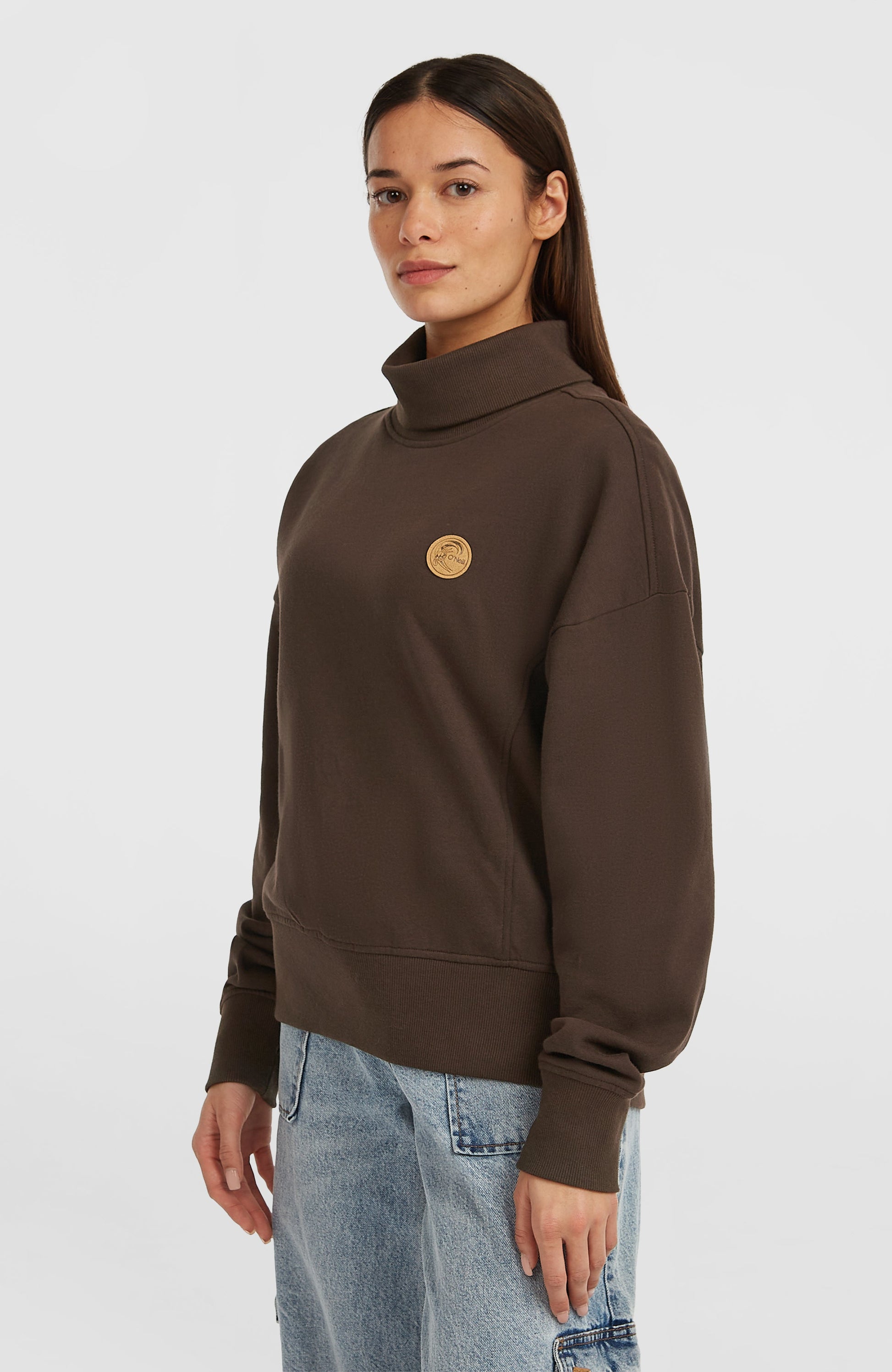 O'Riginals High-Neck Crew Sweatshirt Women Coffee Bean