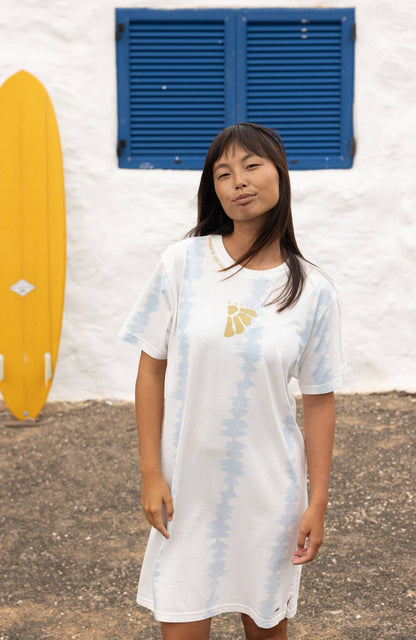 Women of the Wave T-Shirt Dress Women White TDTee