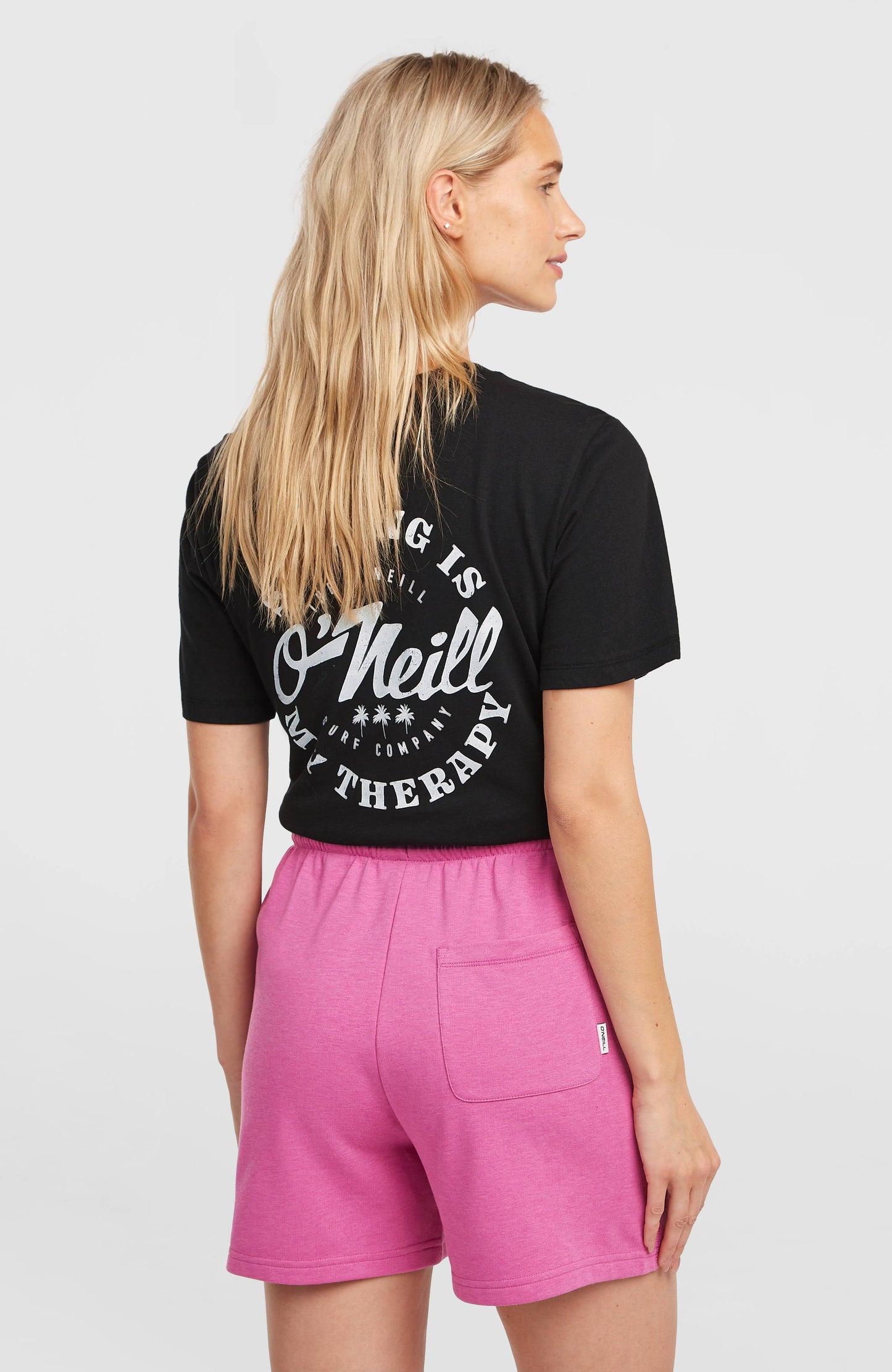 Essentials Script Sweatshorts Women Electric Fuschia
