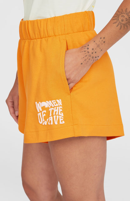 Women of the Wave Sweatshorts Women Golden Honey