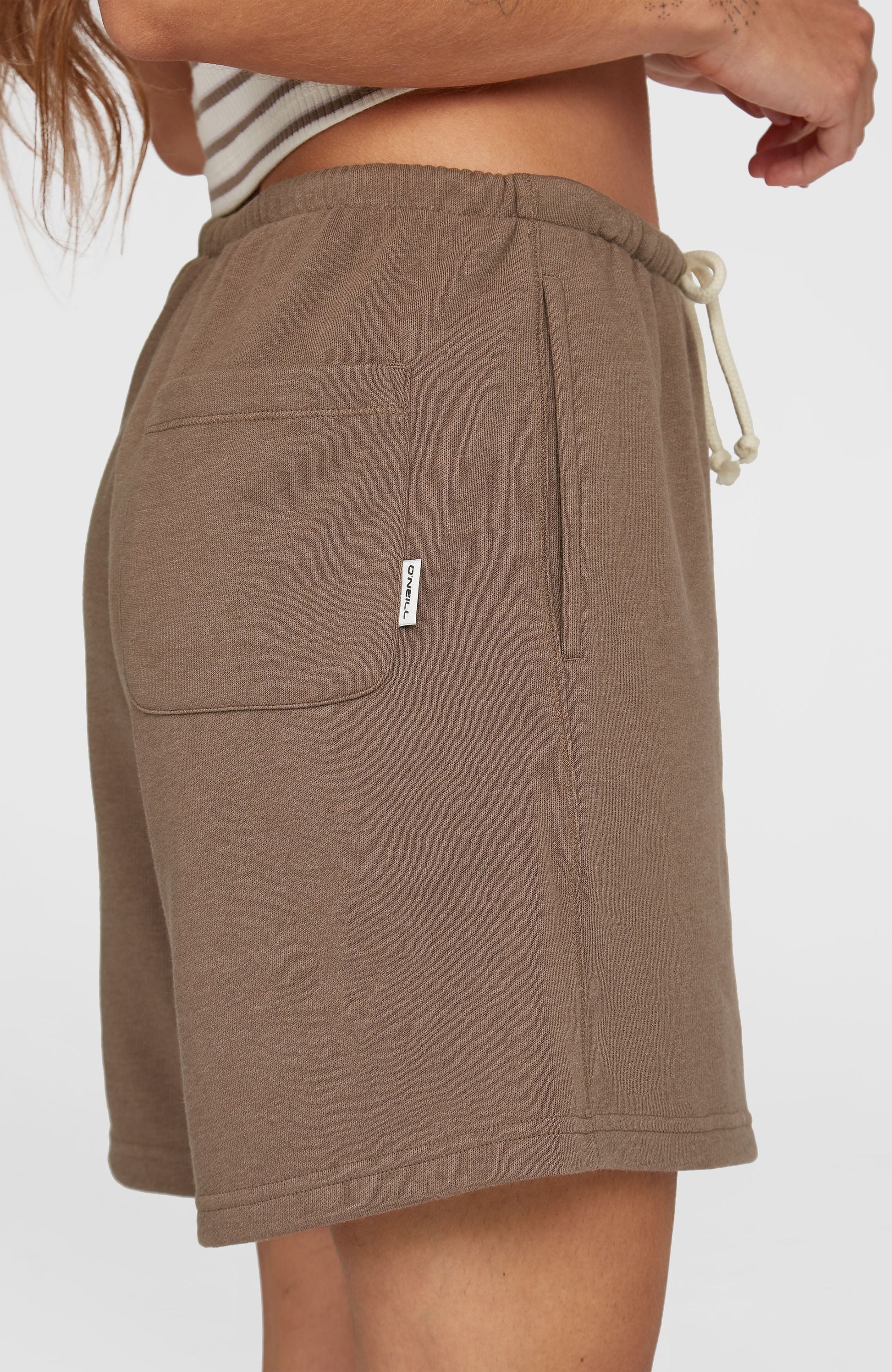 Essentials O'Neill Script Sweatshorts Women Pure Cashmere