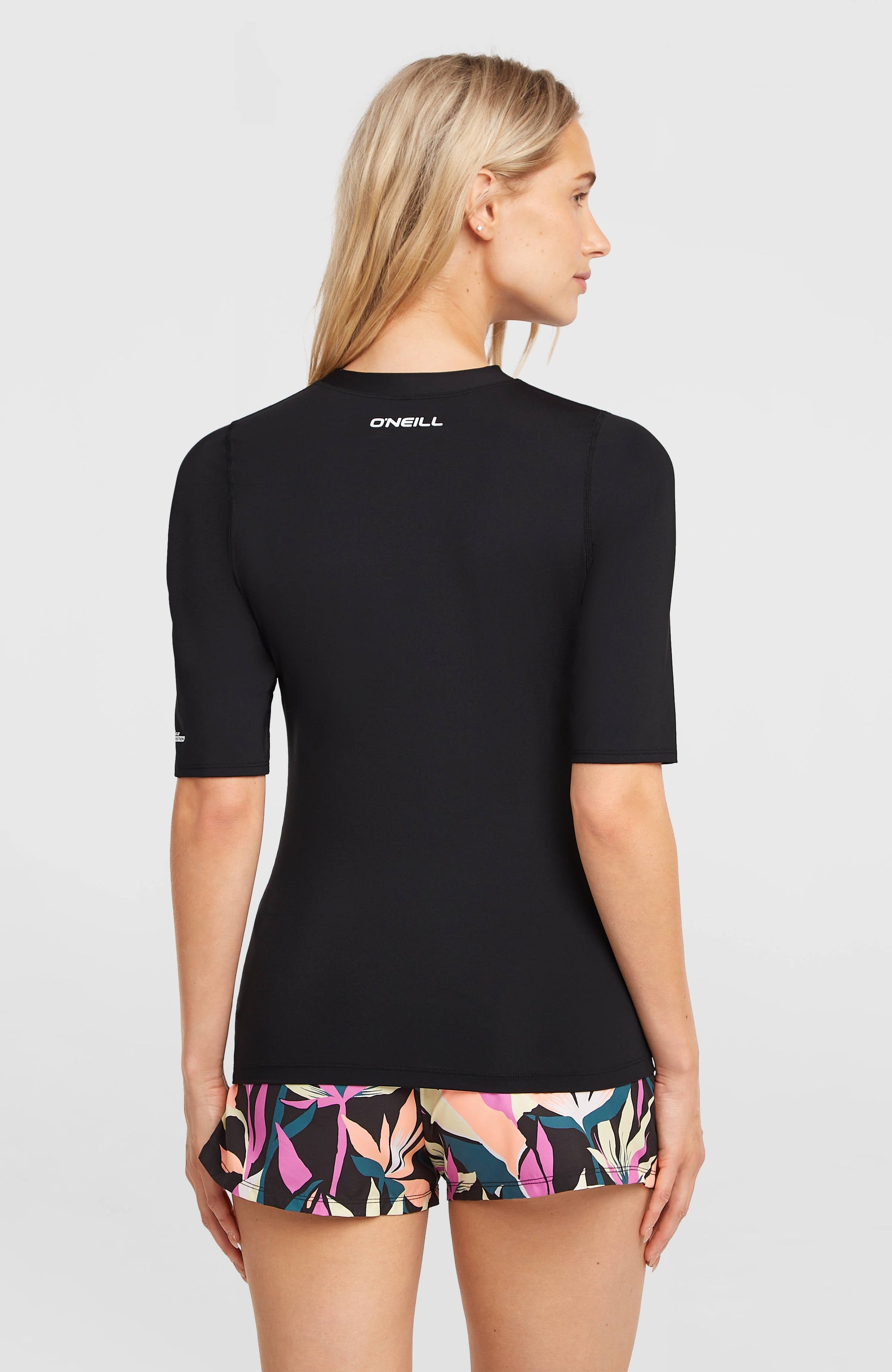 O'Neill Short Sleeve Skin Women Black Out