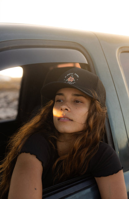 Seacoast Trucker Cap Women Black Out
