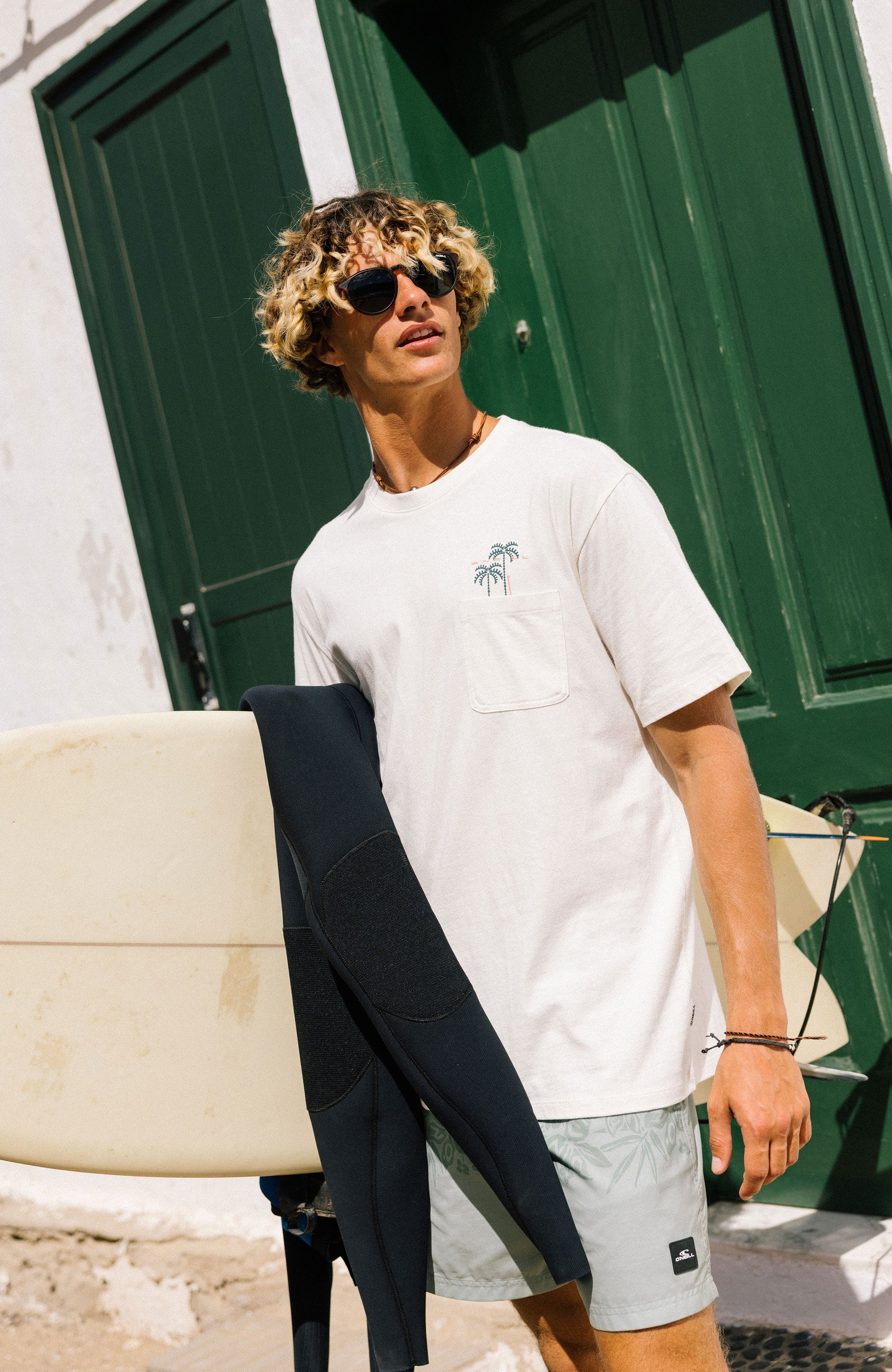 Chest Pocket T-Shirt Men Snow White