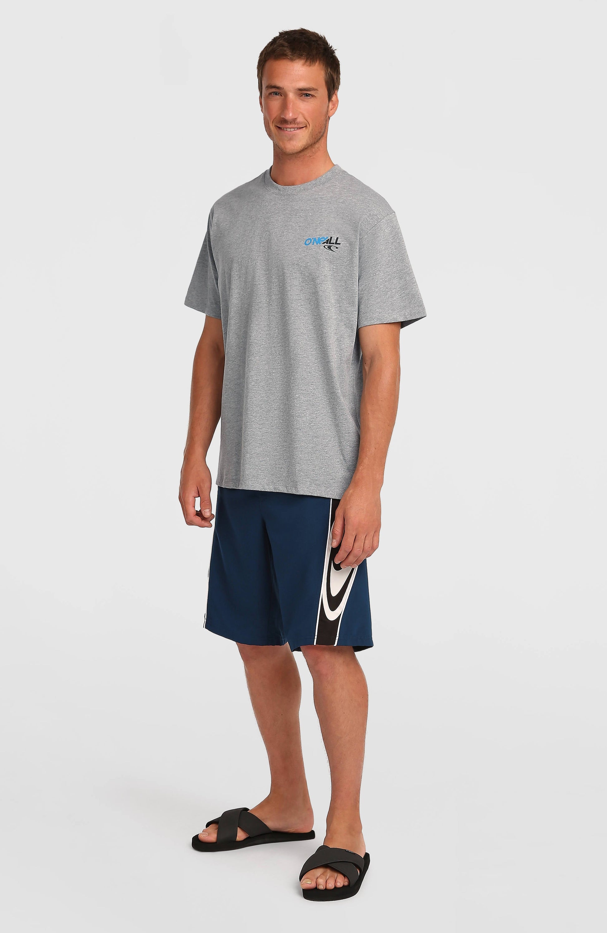Essentials 90s Graphic T-Shirt Men Silver Melee