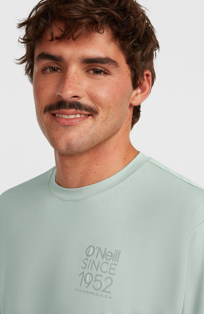 O'Neill Hybrid UPF 50+ Polygiene Back-Print T-Shirt Men Marble Arch