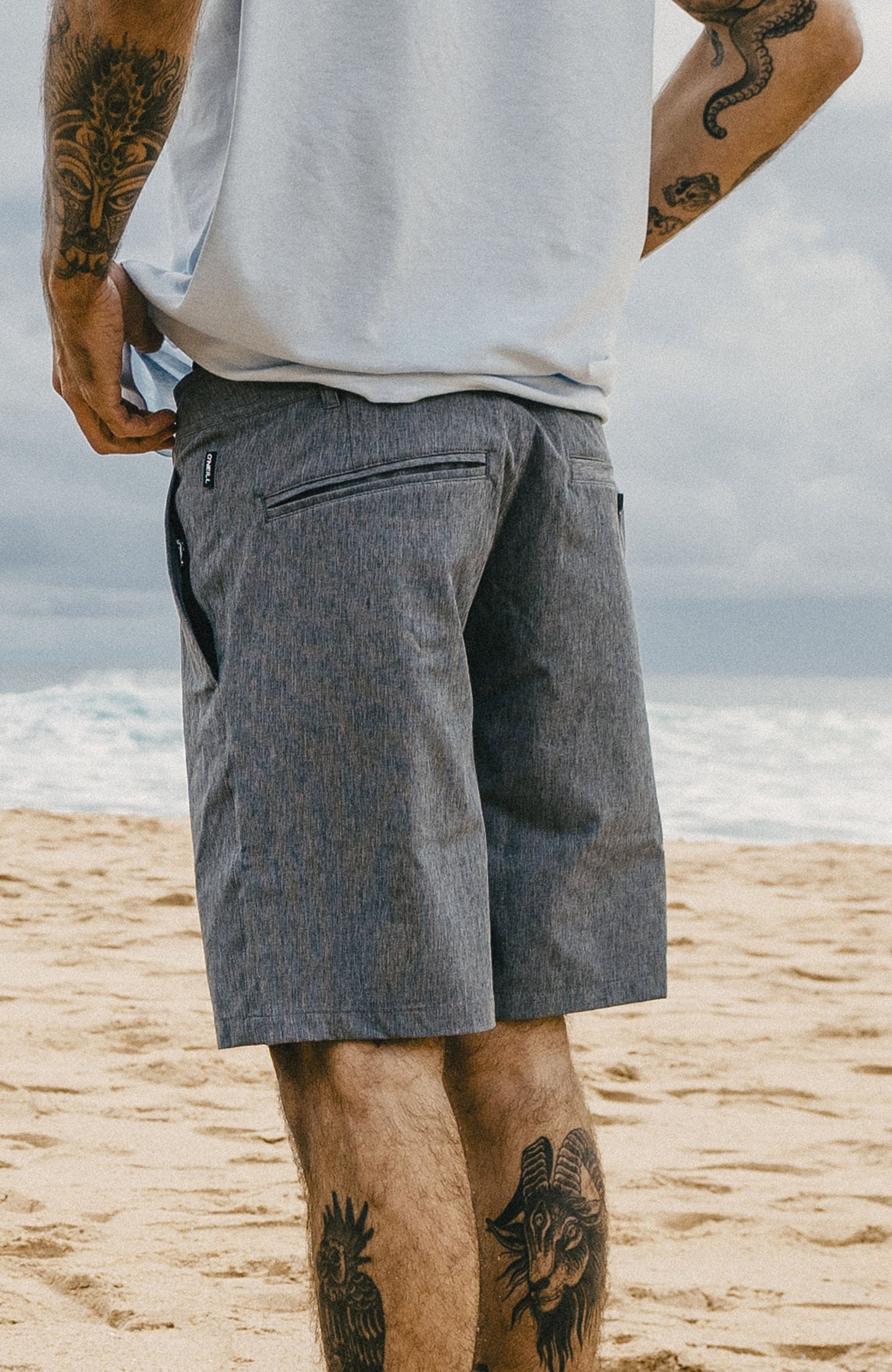 Hybrid 19" Melange Shorts Men Black Out