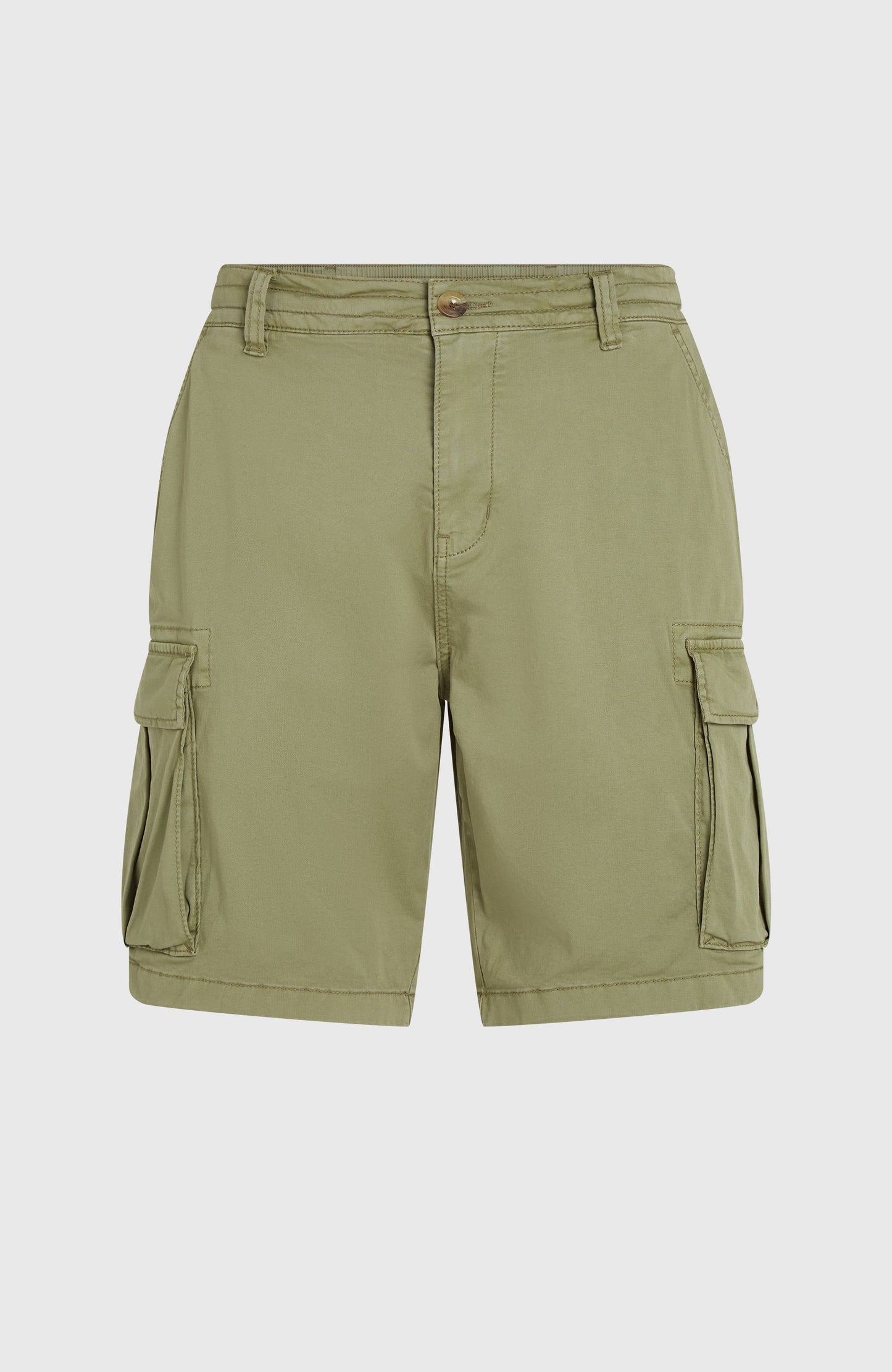Essentials Cargo Shorts Men Avery Fern
