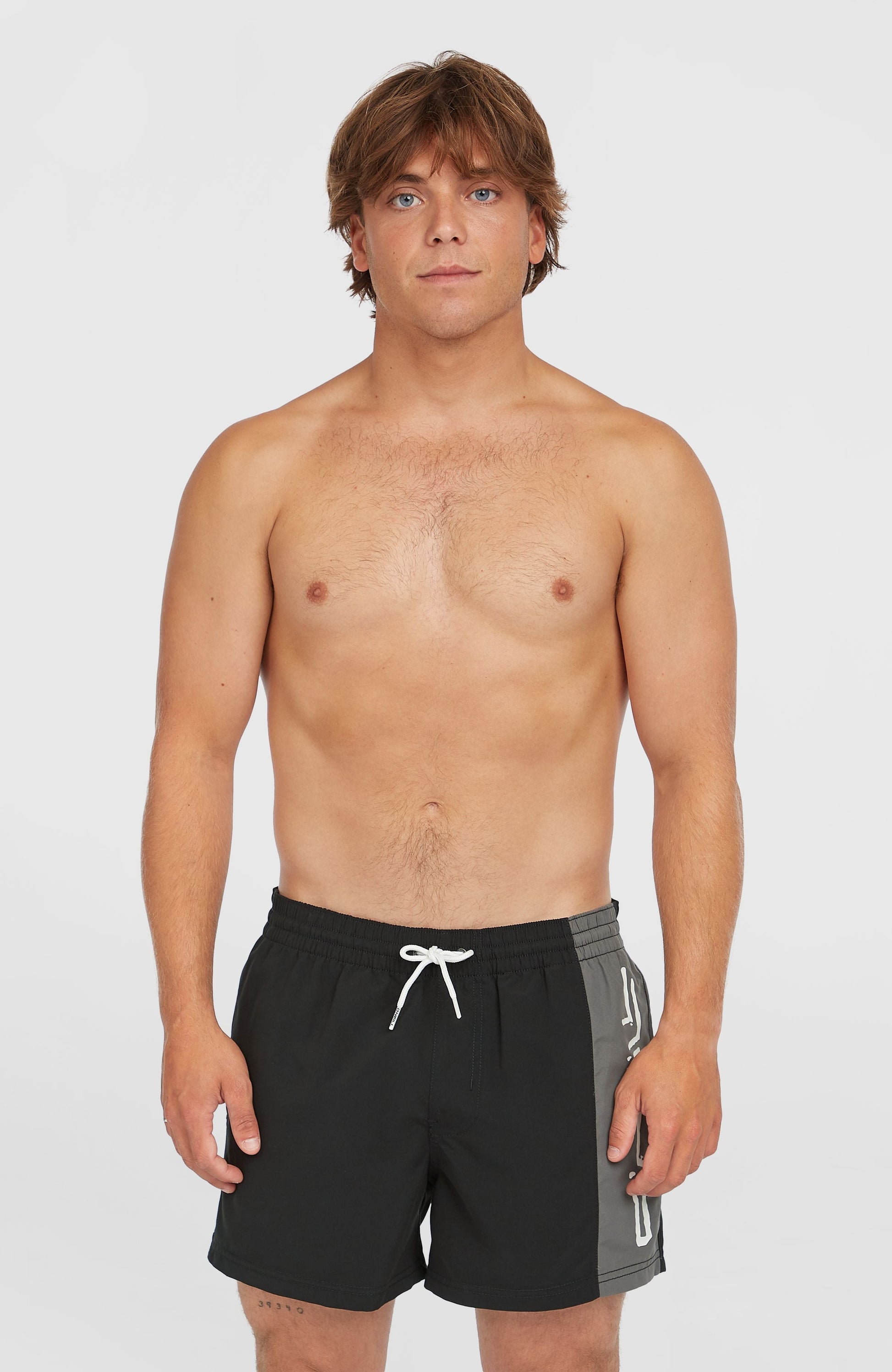 Retro 14'' Swim Shorts Men Black Out Colour Block